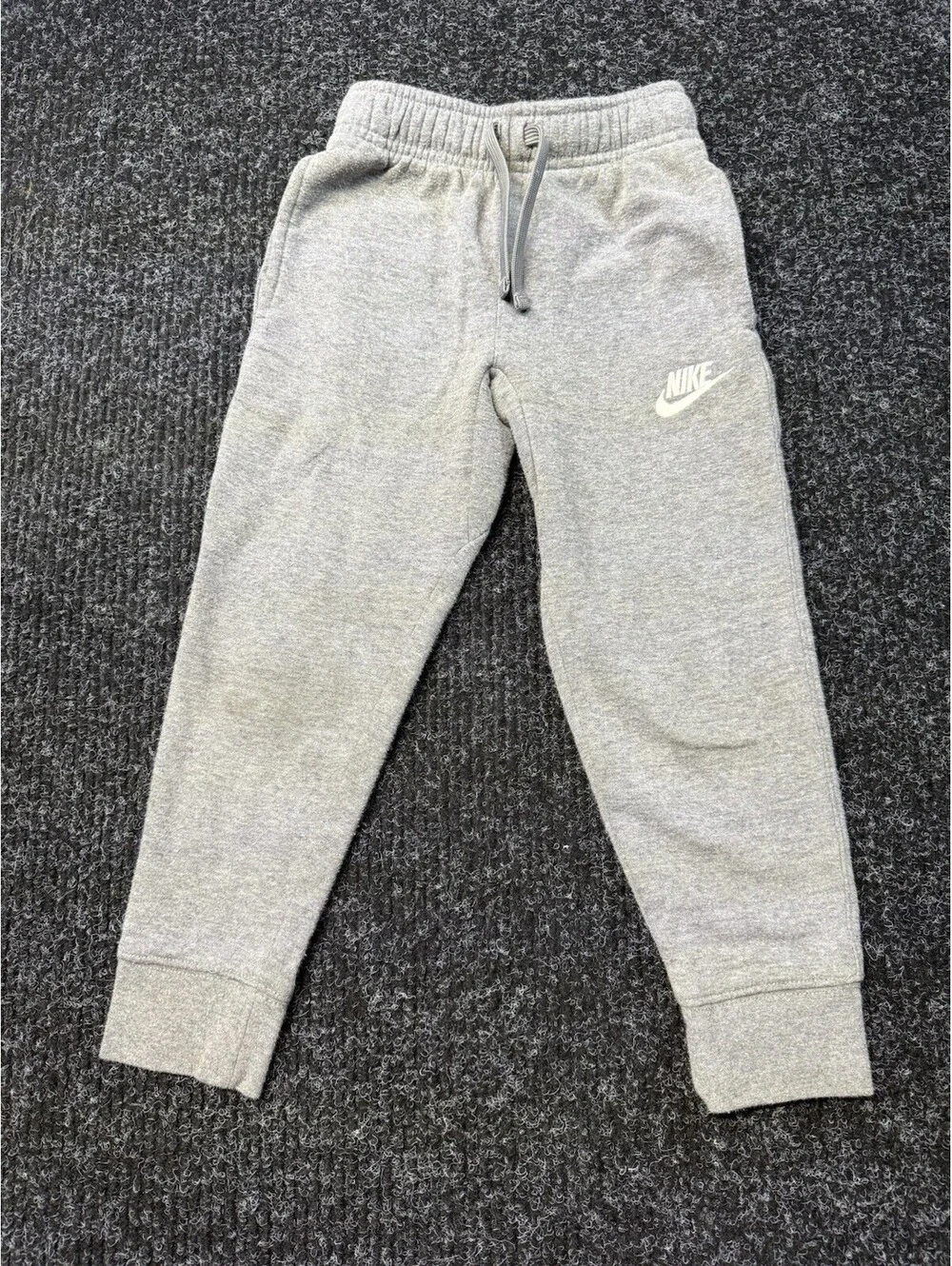 Nike Boys Gray Fleece Jogger Pants Size S 4-5Y Drawstring Sweatpants
